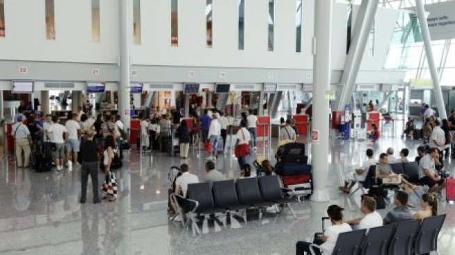 Албания прекрати процедурата за строителство и концесия на летището във Вльора