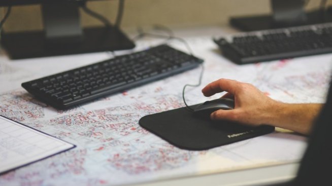 КЗК глобява "Нет инфо" с близо 102 хил. лв. за нелоялна конкуренция