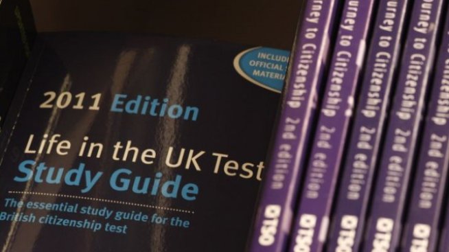 Имиграционната политика на Лондон - политическото ехо на затварящите се врати