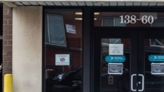 Заявленията за помощи при безработица в САЩ пак растат обезпокоително