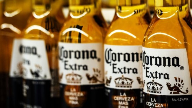 Как бирата Corona пострада заради коронавируса?