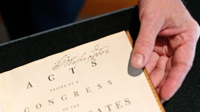 Милиардер грабна Прокламацията за еманципация на Америка за 2 млн. долара