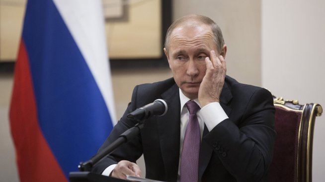 Петролната хватка на Путин се разхлабва и той бавно губи съюзниците си в сърцето на Европа