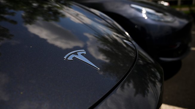 Очаквано приходите на Tesla отчитат най-резкия си спад за последното десетилетие