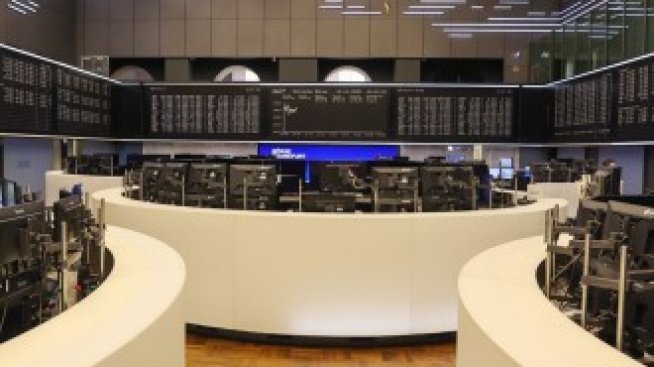 Автомобилните компании изведоха европейските борси до нов рекорден връх