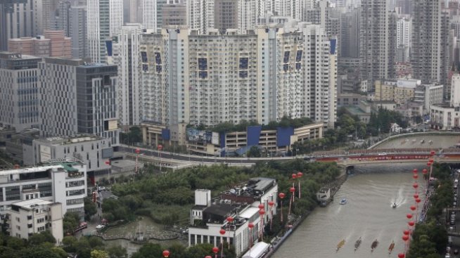 Шанхай ще създаде първата зона за свободна търговия в Китай 