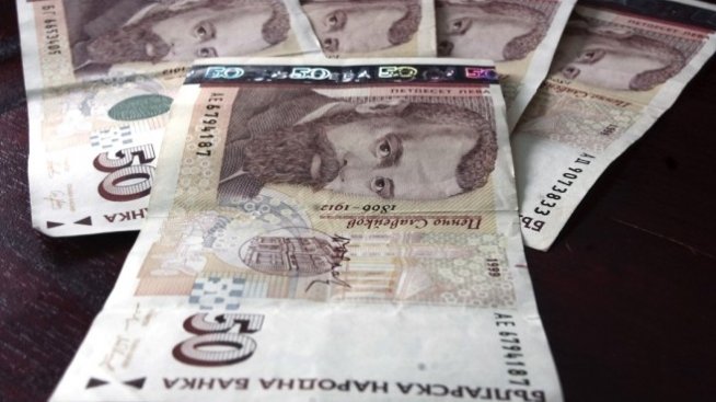 МС удължи мярката 60/40 до края на март 2021 г. и гарантира средства до септември