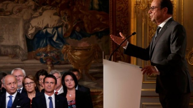 Оланд нареди въздушни удари срещу Ислямска държава в Сирия