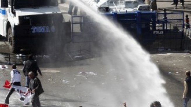 Протестите са на път да сринат турската икономика