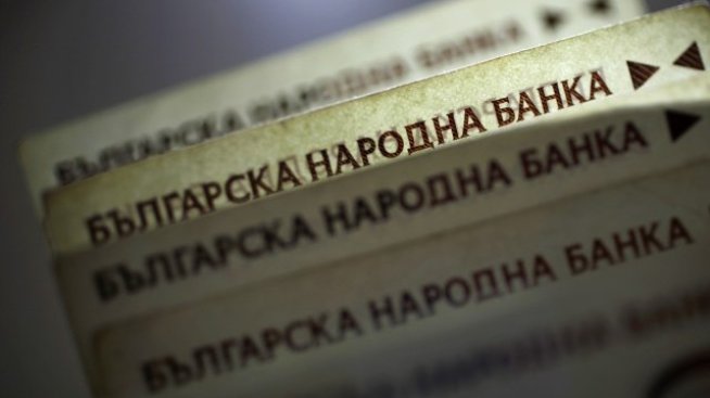 Лошите потребителски кредити паднаха до най-ниското си ниво от 8 години