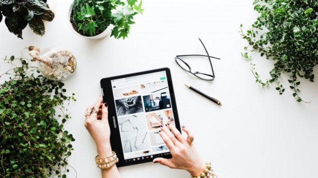 Онлайн продажбите на дребно в САЩ ще задминат 1 трлн. долара тази година