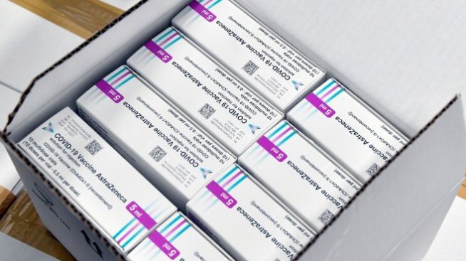 Ваксината на AstraZeneca показва 79% ефективност при тестове в САЩ