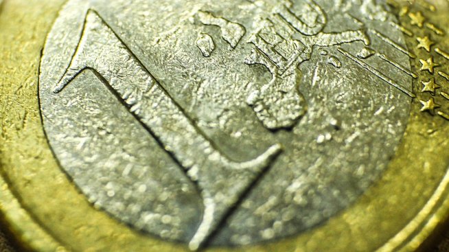 2230 пощенски станции ще обменят левове след приемането на еврото