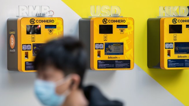 Някои от най-популярните криптовалути се сриват през 2022 г. спрямо пиковете