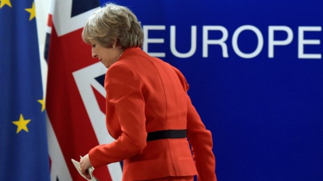 Мей ще се бори с опитите на ЕС да удължи защитата на гражданите си до 2021 г.