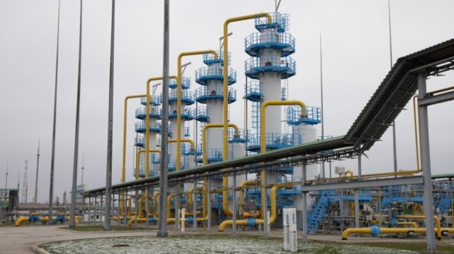 Русия може да изкара с една трета повече от енергиен износ тази година