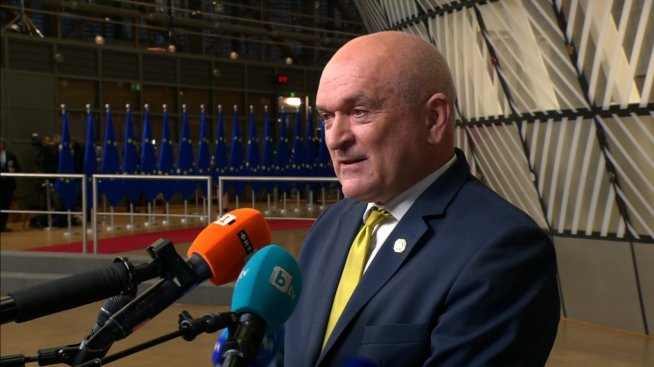 Главчев няма да подпише споразумението с Украйна без одобрение от парламента