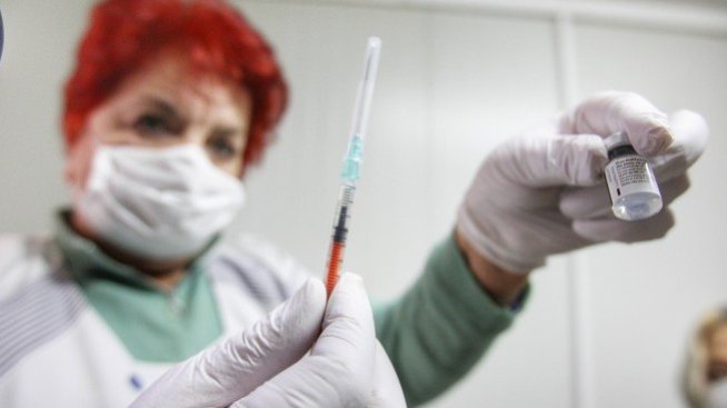 И няколко мола в София отварят "зелени коридори" за ваксиниране 