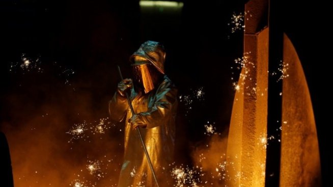 Японски производител на стомана сменя стратегията заради външната конкуренция