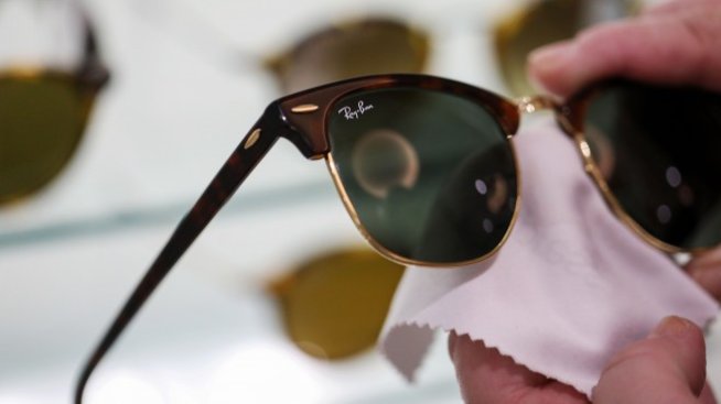 Производителят на Ray-Ban очаква ръст на печалбата въпреки коронавируса