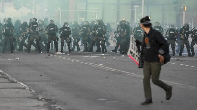 Америка потъва в насилие 