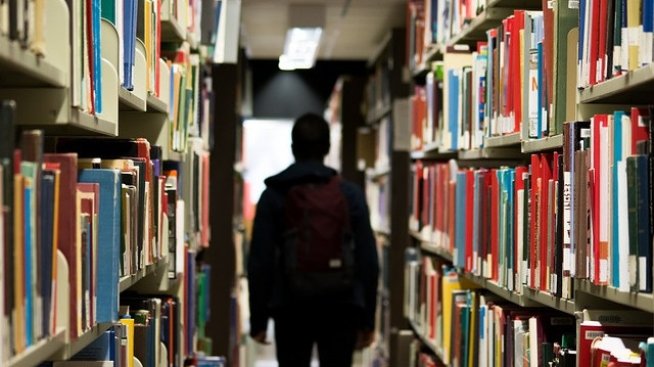 Експерт: Промените в образованието не трябва да се правят на парче