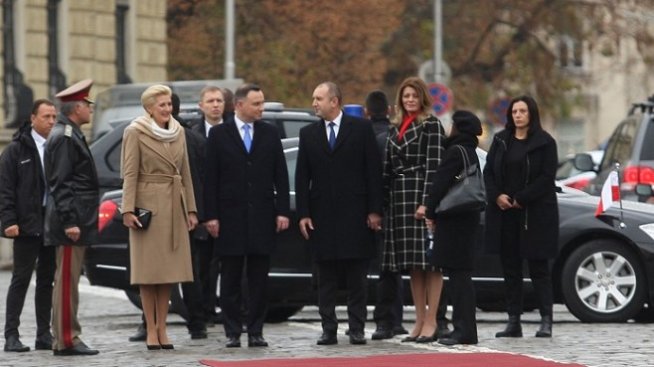 Румен Радев и Анджей Дуда призоваха за сдържаност в отношенията между Русия и Украйна