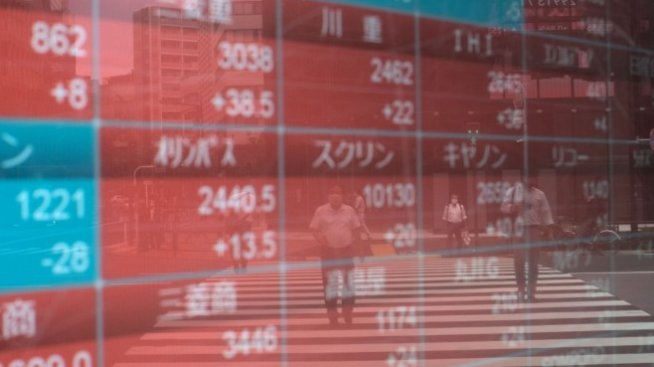 Nikkei 225 загуби близо 3% след сигнала за по-ранно вдигане на лихвите от Фед