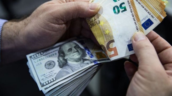 Какви са перспективите пред световните валути през 2021 г.?