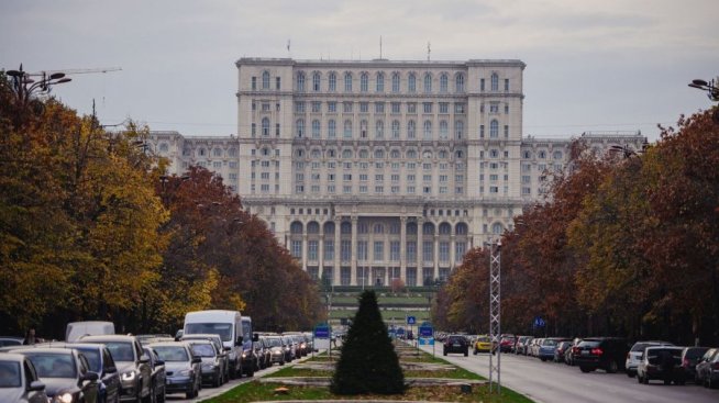 Румъния окончателно забранява на "ДаллБогг" да продава застраховки в страната от октомври