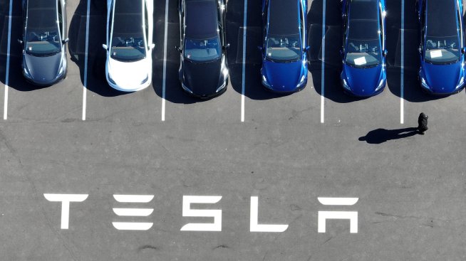 Tesla повиши прогнозата си за разходите през 2023 г.&nbsp;