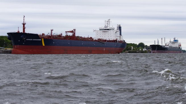 Г-7 ще трябва да се справи с хитрините при износа на руски петрол по море