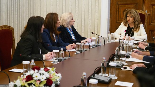 Йотова: Изборите ще бъдат на първата възможна дата след Великден