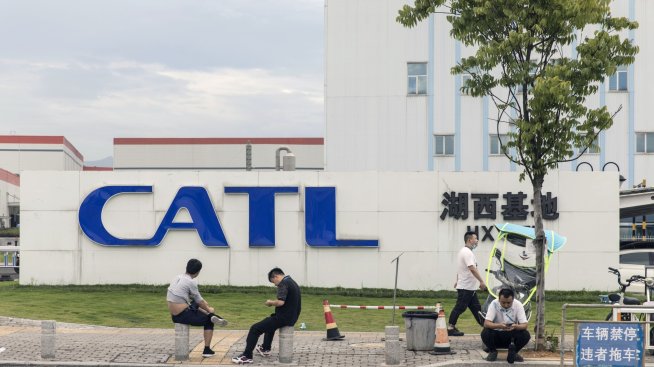 CATL ще изгражда в Австралия паркове от стационарни батерии