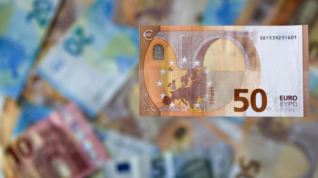 Денис Шен: Еврото ще помогне България да догони стандарта на ЕС
