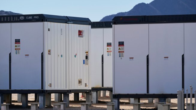 Британска фирма за стационарни батерии търси финансиране за над 1 млрд. долара