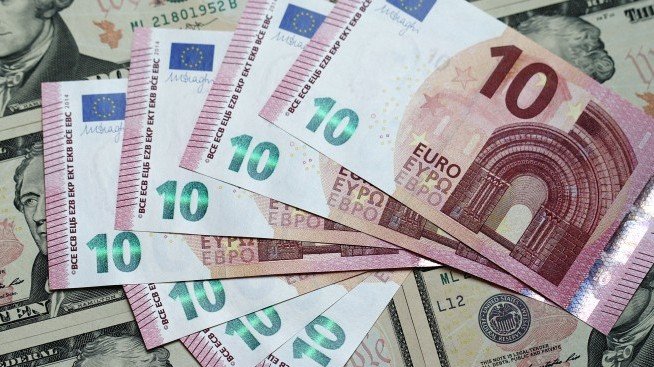 Външният дълг на България расте с 0,3% на годишна база през октомври