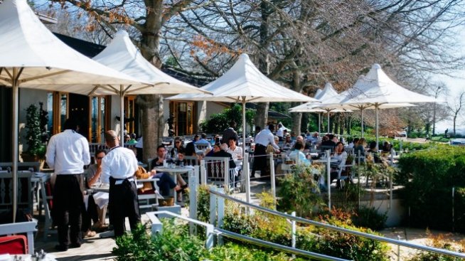 Летните месеци възвръщат потребителското доверие у нас