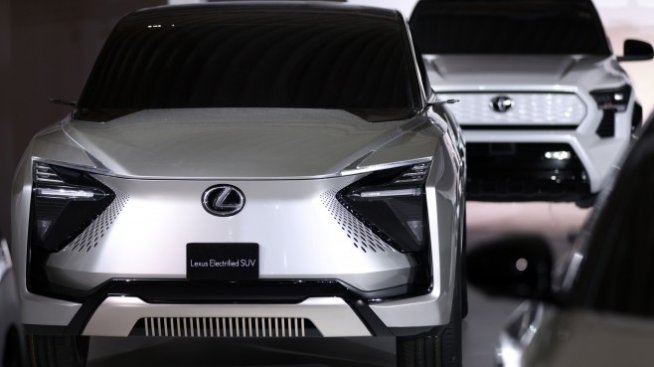 Продажбите на Lexus изостават само с около 5000 броя от рекорда през 2019 г.