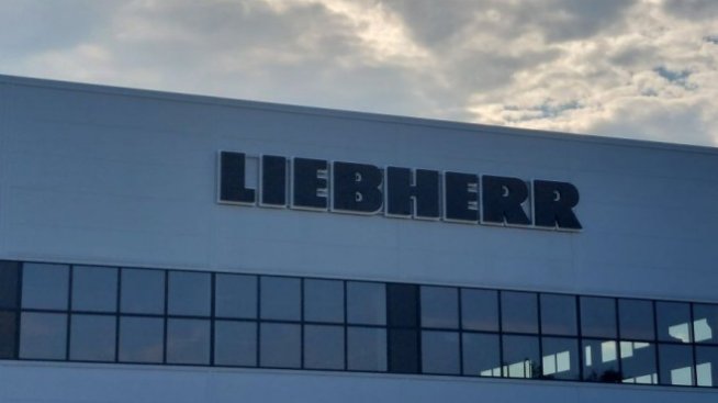 "Либхер" откри трети завод в България