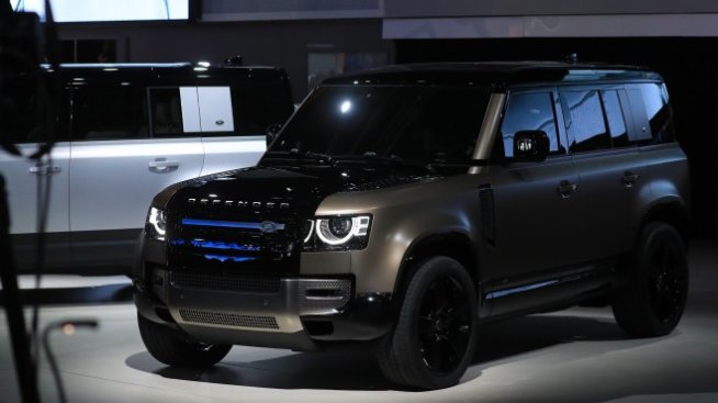 Jaguar Land Rover ще продаде двойно по-малко коли заради дефицита на чипове