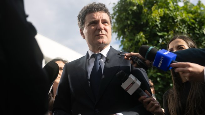 Румънският президент отхвърли идеята за референдум за обединението на Румъния и Молдова