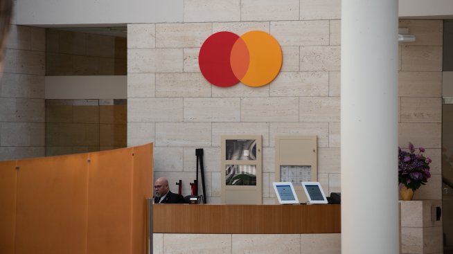 Mastercard планира да съкрати 3% от глобалната работна сила заради преструктуриране