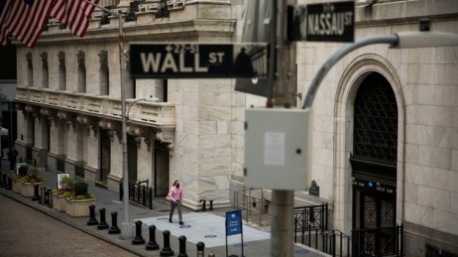 Индексите на Wall Street  не намериха единна посока в понеделник 