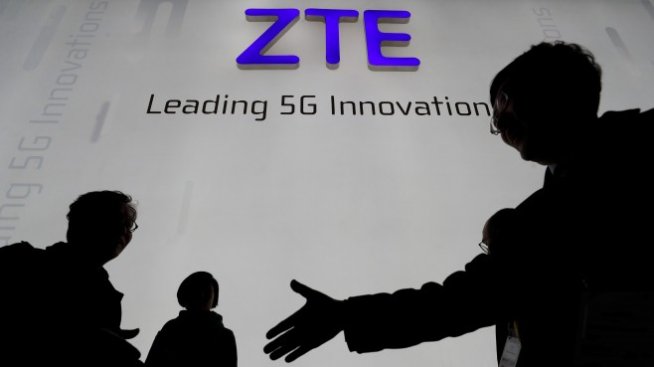 САЩ протягат ръка на ZTE?