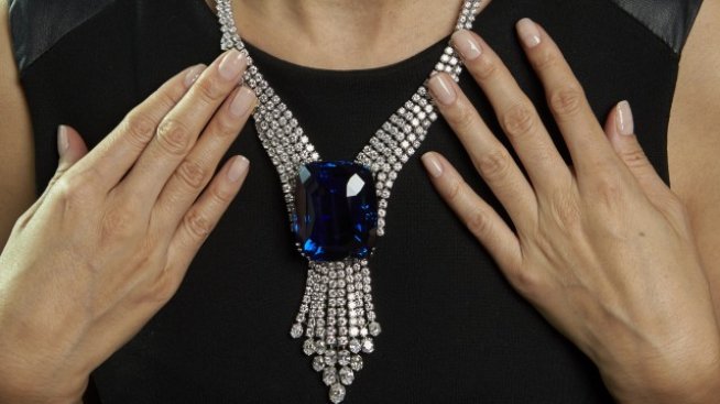 Търг на бижута донесе рекорд на Christie's