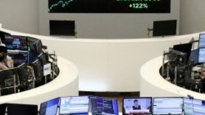 Епидемията в Китай оцвети европейските борси в червено