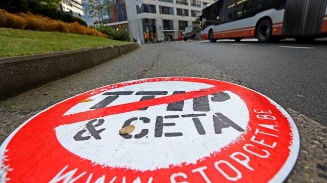 Канадската делегация отлага визитата си в Брюксел за CETA