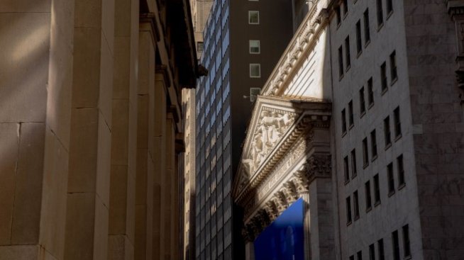 Инвеститорите на Wall Street си вземат почивка от предпазните ходове*