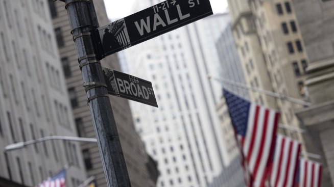 Атаката на &bdquo;Хамас&ldquo; в Израел помрачи настроенията на Wall Street*
